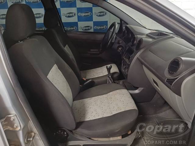 2008 FORD FIESTA 