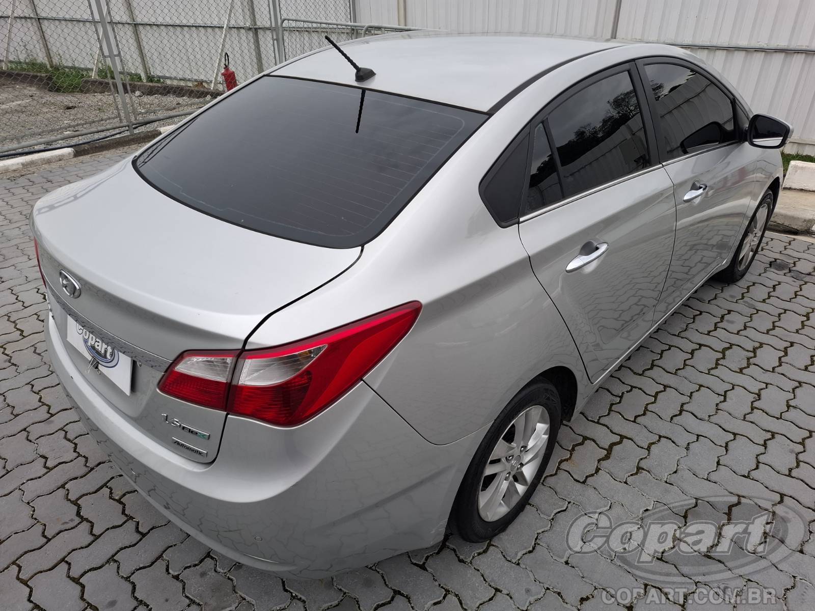 Foto 4: 2015 HYUNDAI HB20S