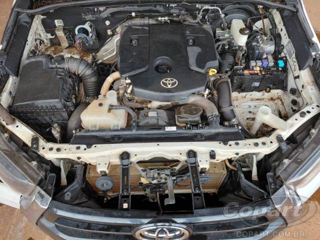 2021 TOYOTA HILUX CD 