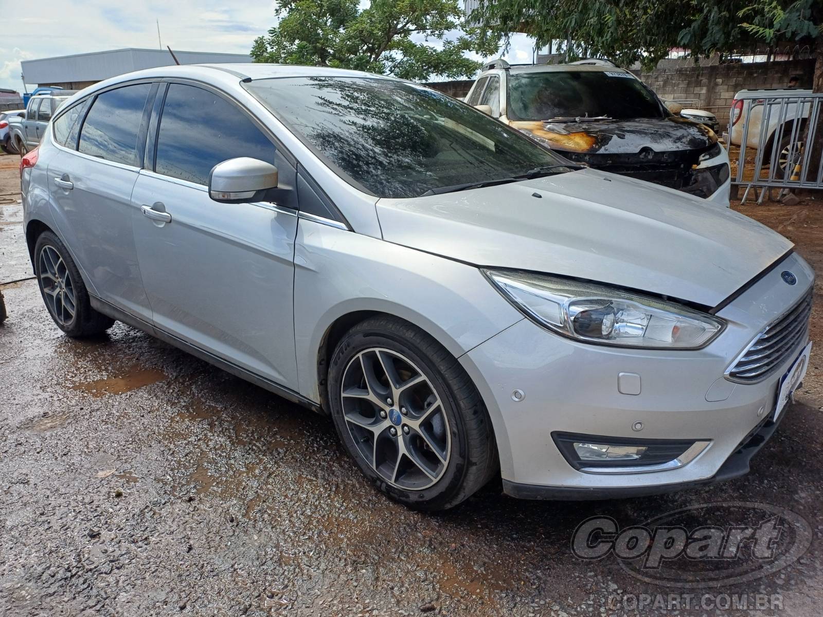 Veículo Ford Focus Ford Focus Titanium PowerShift 2.0 16V 2016 Pequena Monta 2016 em leilão