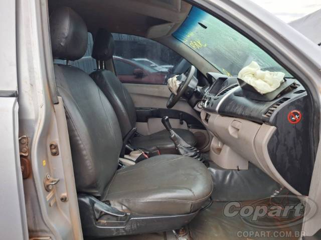 2015 MITSUBISHI L200 TRITON 