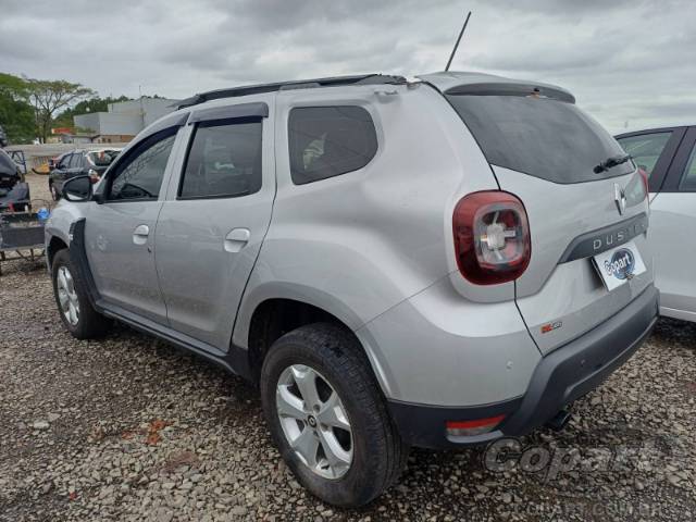 2022 RENAULT DUSTER 
