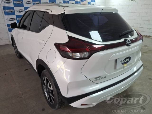 2023 NISSAN KICKS 
