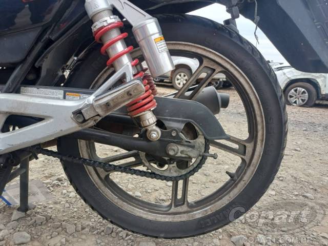 2016 SUZUKI GSR 
