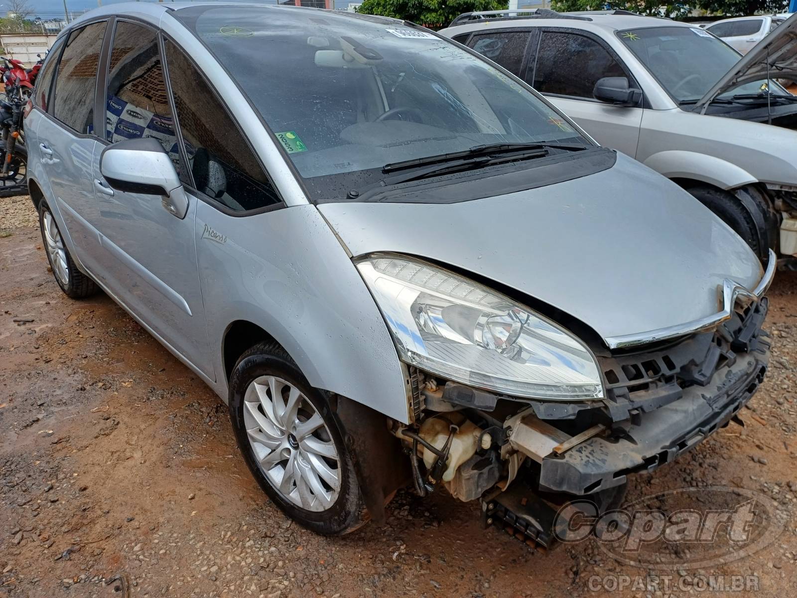 Citroen C4 Picasso GLX 2.0 16V 2012 Colisão Pequena Monta