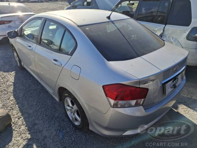 2011 HONDA CITY 