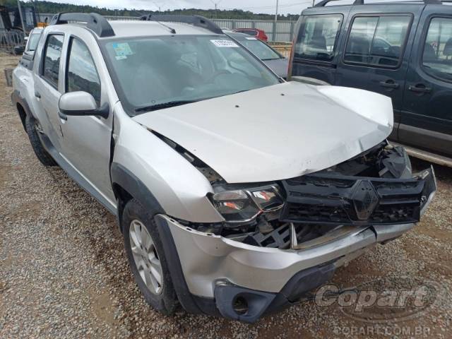 2017 RENAULT DUSTER OROCH 