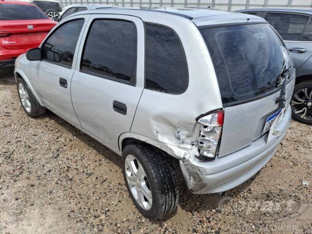 2000 CHEVROLET CORSA 