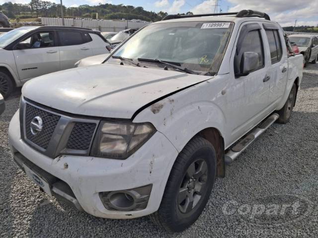 2014 NISSAN FRONTIER CD 