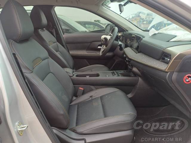 2026 NISSAN KICKS 