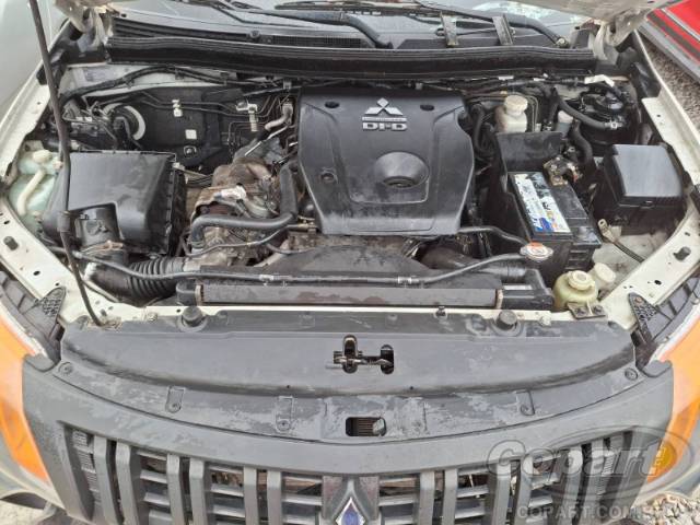 2023 MITSUBISHI L200 TRITON 
