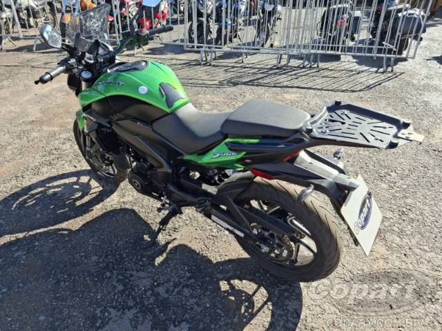 2025 BAJAJ DOMINAR 