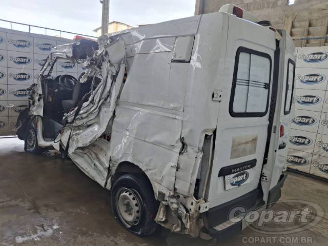 2024 RENAULT MASTER FURGAO 