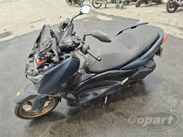 2024 YAMAHA XMAX 