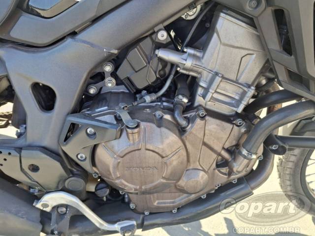 2017 HONDA CRF 1000L 