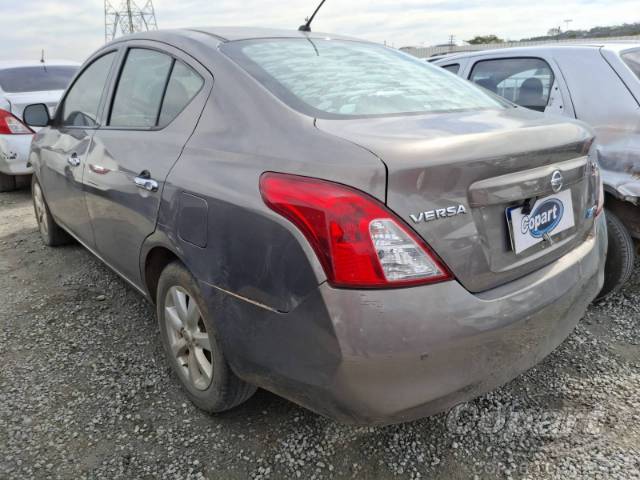2014 NISSAN VERSA 