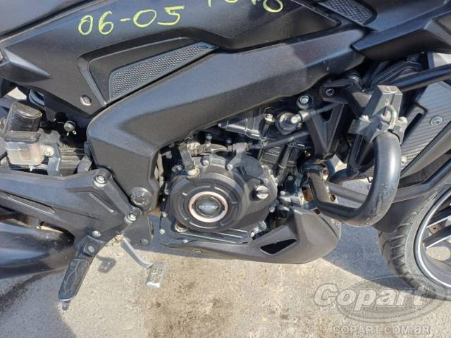 2024 BAJAJ DOMINAR 