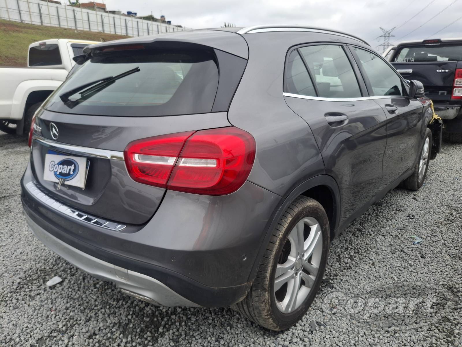 2017 MERCEDES BENZ GLA — foto 4 de 13
