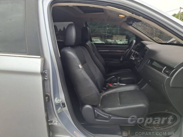 2016 MITSUBISHI OUTLANDER 