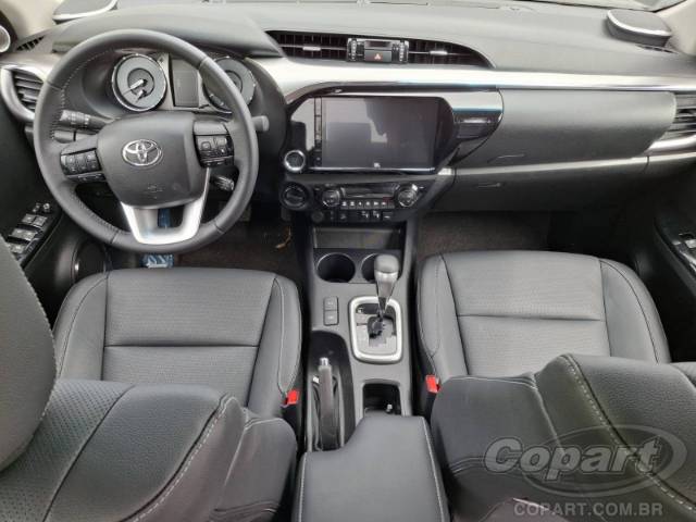 2025 TOYOTA HILUX CD 