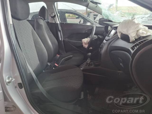 2017 HYUNDAI HB20 