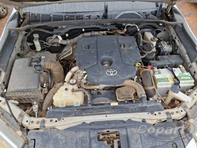 2021 TOYOTA HILUX CD 