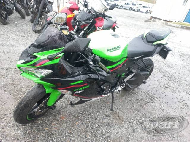 2021 KAWASAKI NINJA ZX-6R 