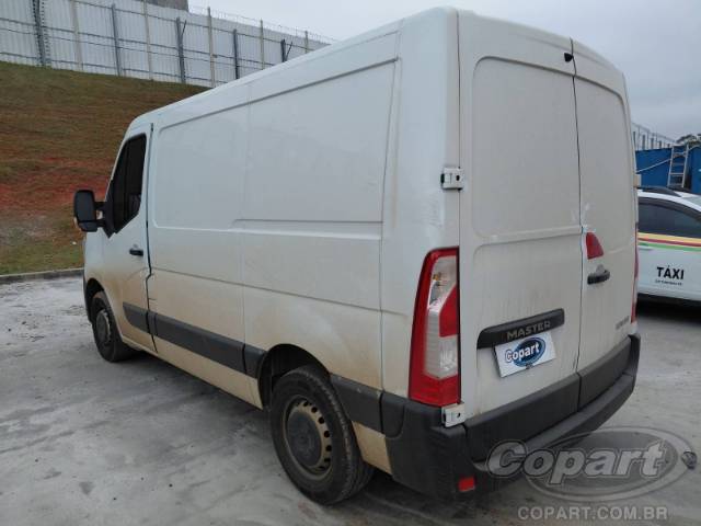 2027 RENAULT MASTER FURGAO 