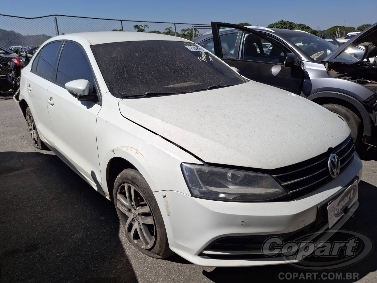 Veículo VW - VolksWagen Volkswagen VOLKSWAGEN JETTA 2.0 Total Flex 2015 em leilão