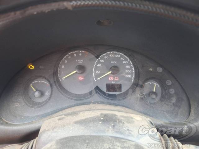 2005 CHEVROLET CLASSIC 