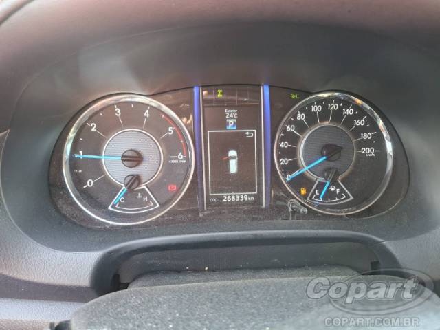 2017 TOYOTA HILUX SW4 