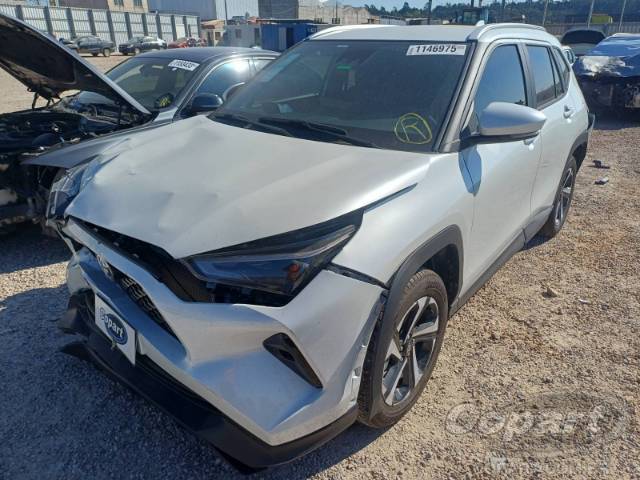 2026 TOYOTA Yaris Cross 