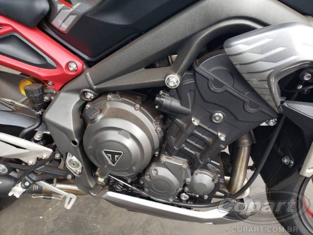 2022 TRIUMPH STREET TRIPLE 