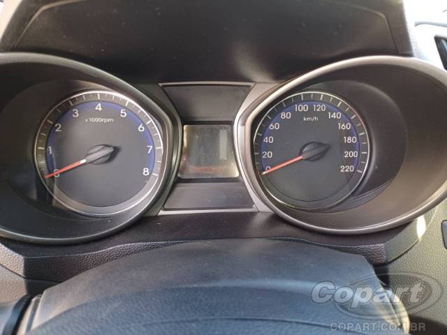 2015 HYUNDAI HB20S 