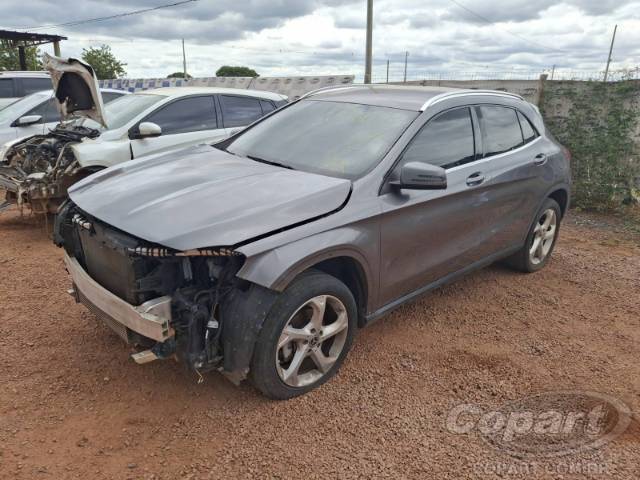 2019 MERCEDES BENZ GLA 