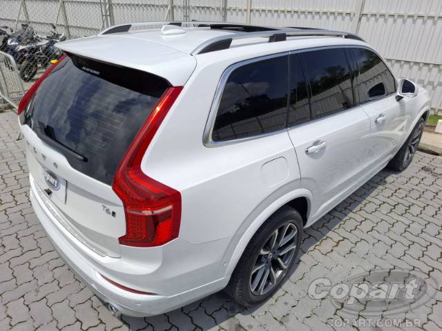 2019 VOLVO XC90 