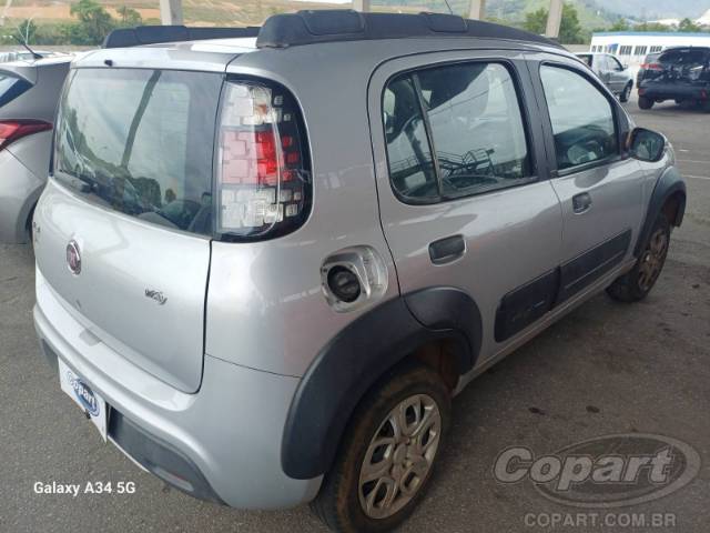 2015 FIAT UNO 