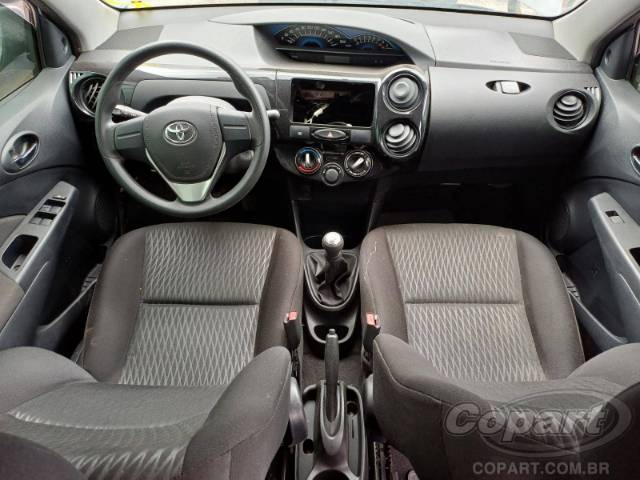 2015 TOYOTA ETIOS SEDA 