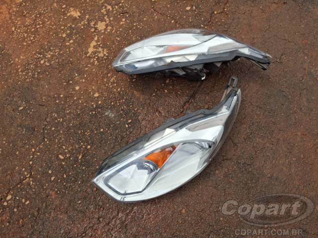 2013 FORD FIESTA SEDAN 