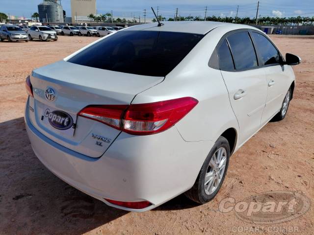 2019 TOYOTA YARIS SEDA 