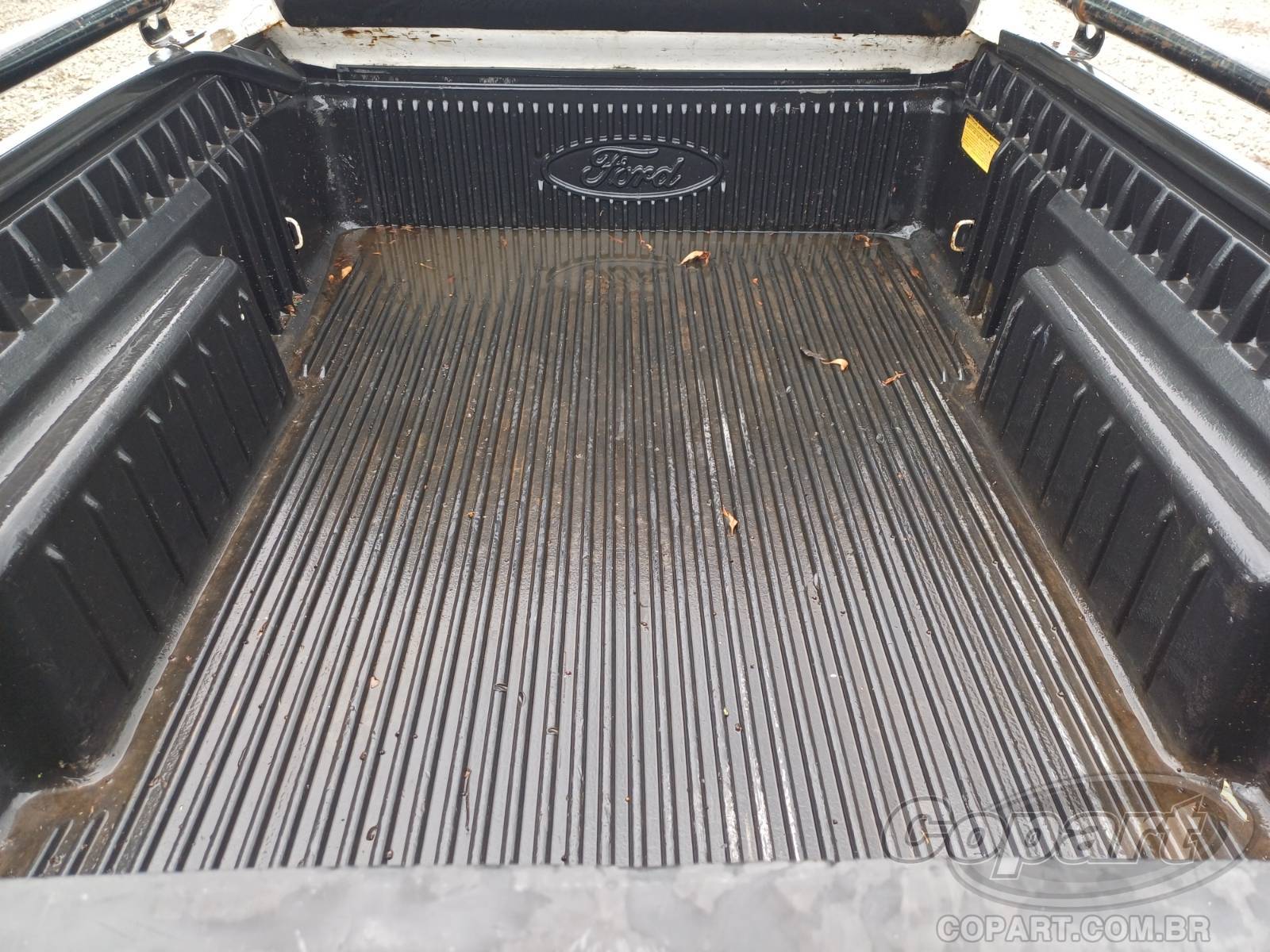 Foto 6 de 11: 2010 FORD COURIER