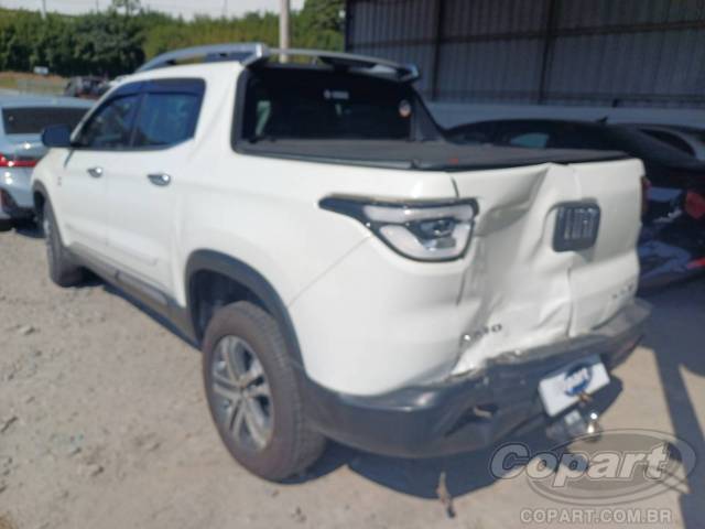 2017 FIAT TORO 