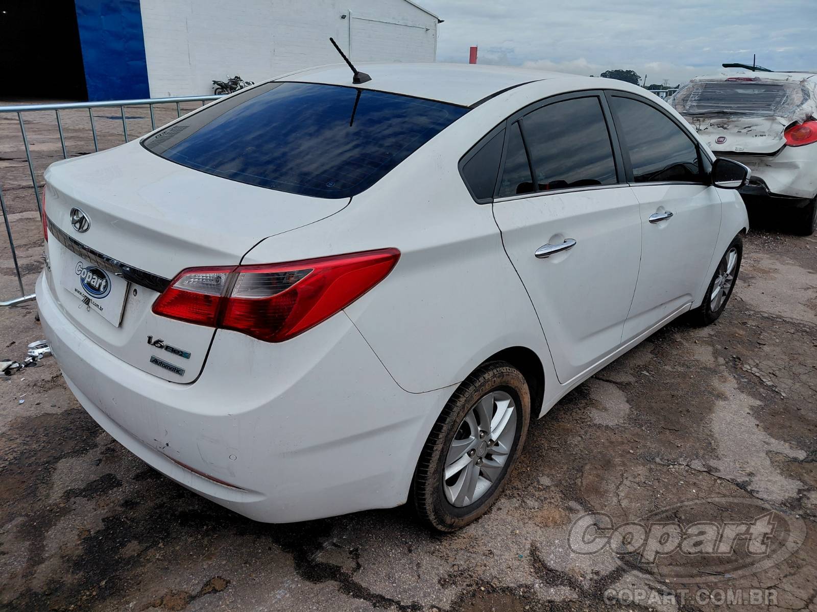 Foto 4: 2015 HYUNDAI HB20S