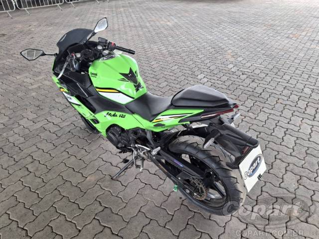 2025 KAWASAKI NINJA 500 