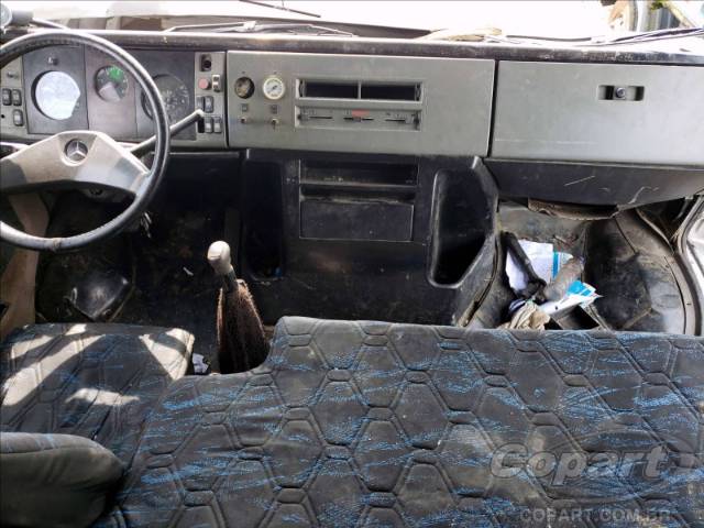 1996 MERCEDES BENZ LS-1935 