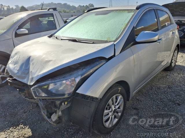 2013 HYUNDAI HB20 