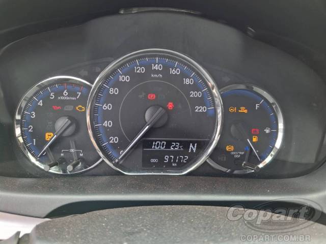 2019 TOYOTA YARIS SEDA 