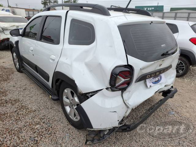 2025 RENAULT DUSTER 