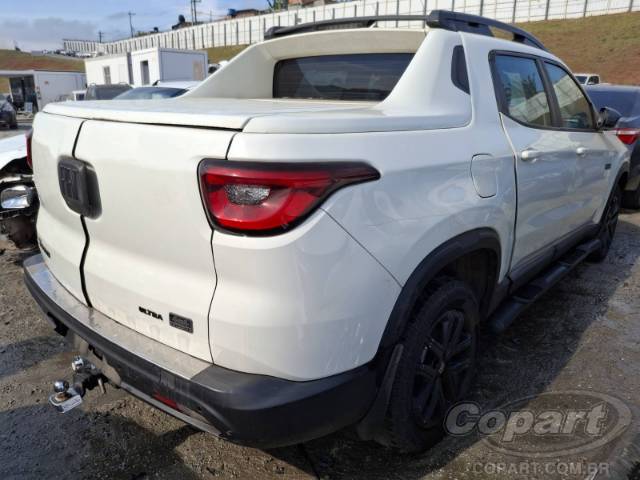 2022 FIAT TORO 