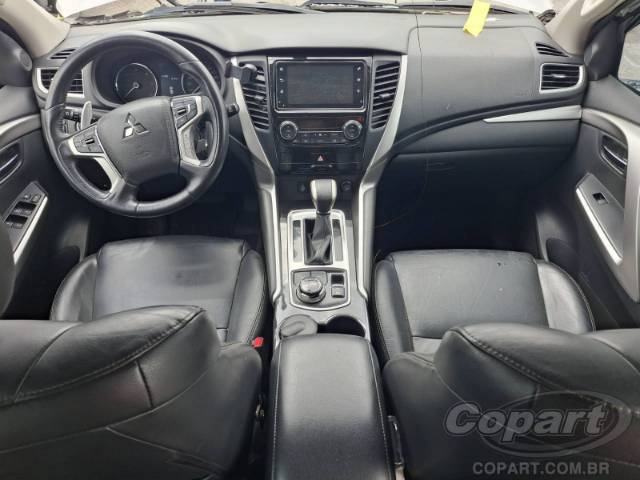 2020 MITSUBISHI PAJERO SPORT 